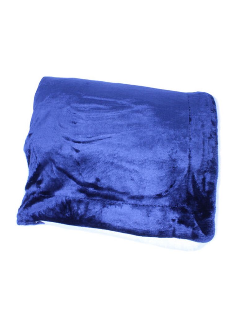 Challenger Lambswool Throw Thumbnail