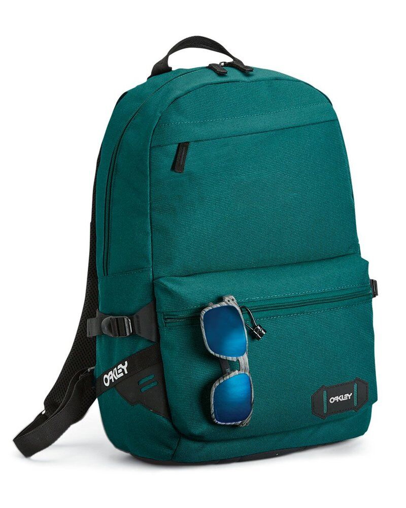 20L Street Backpack Thumbnail