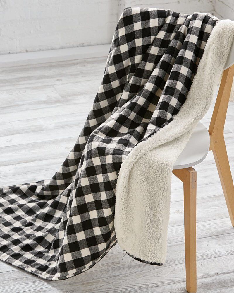 Everest Blanket Thumbnail